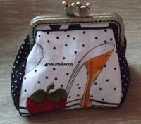 /album/bolsos-y-monederos/monedero-zapato-de-tacon-jpg1/